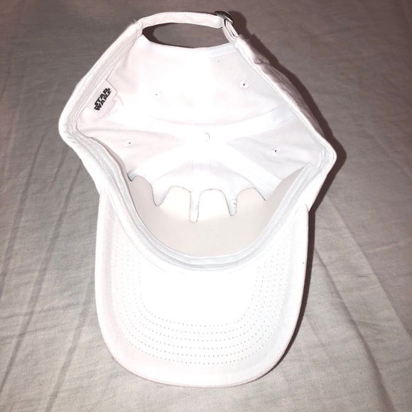 NWT Star Wars Baby Yoda Hat - Picture 6 of 6